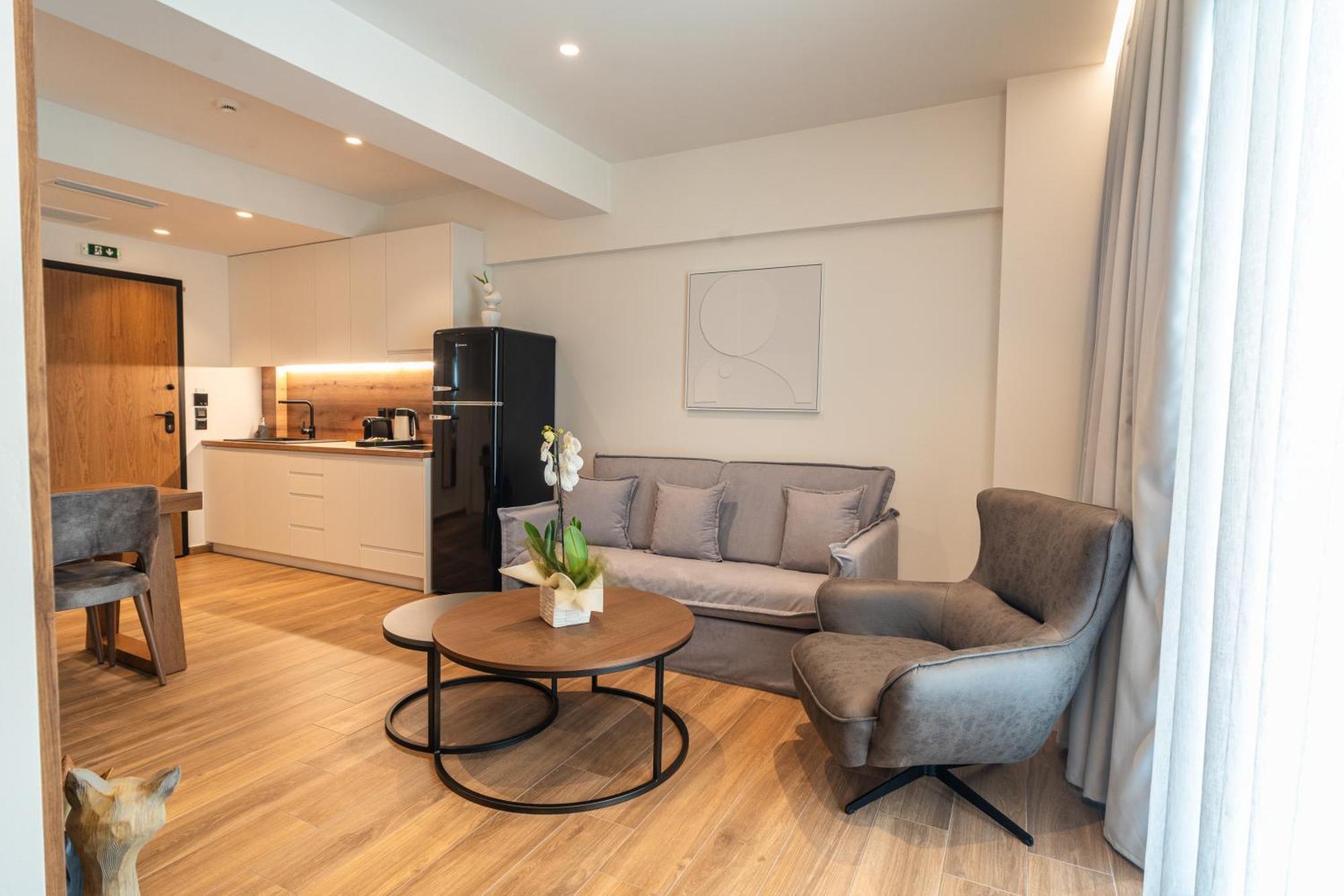 Volos Inn Hotel 外观 照片